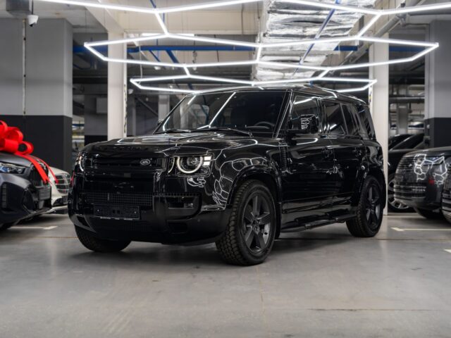 Land Rover Defender SE