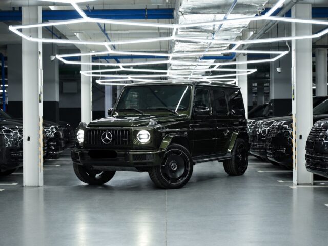 Mercedes-Benz G500